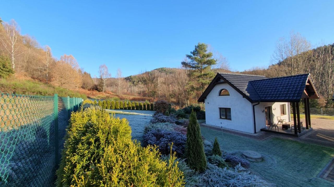 Domek Na Cedrowej Bierna Bagian luar foto